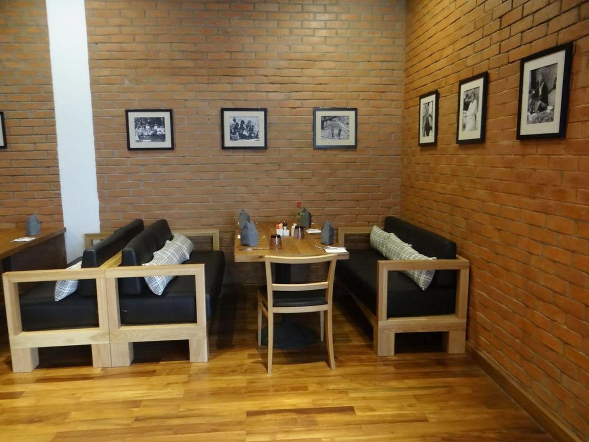 The Loft Hotel Downtown Yangon Ngoại thất bức ảnh