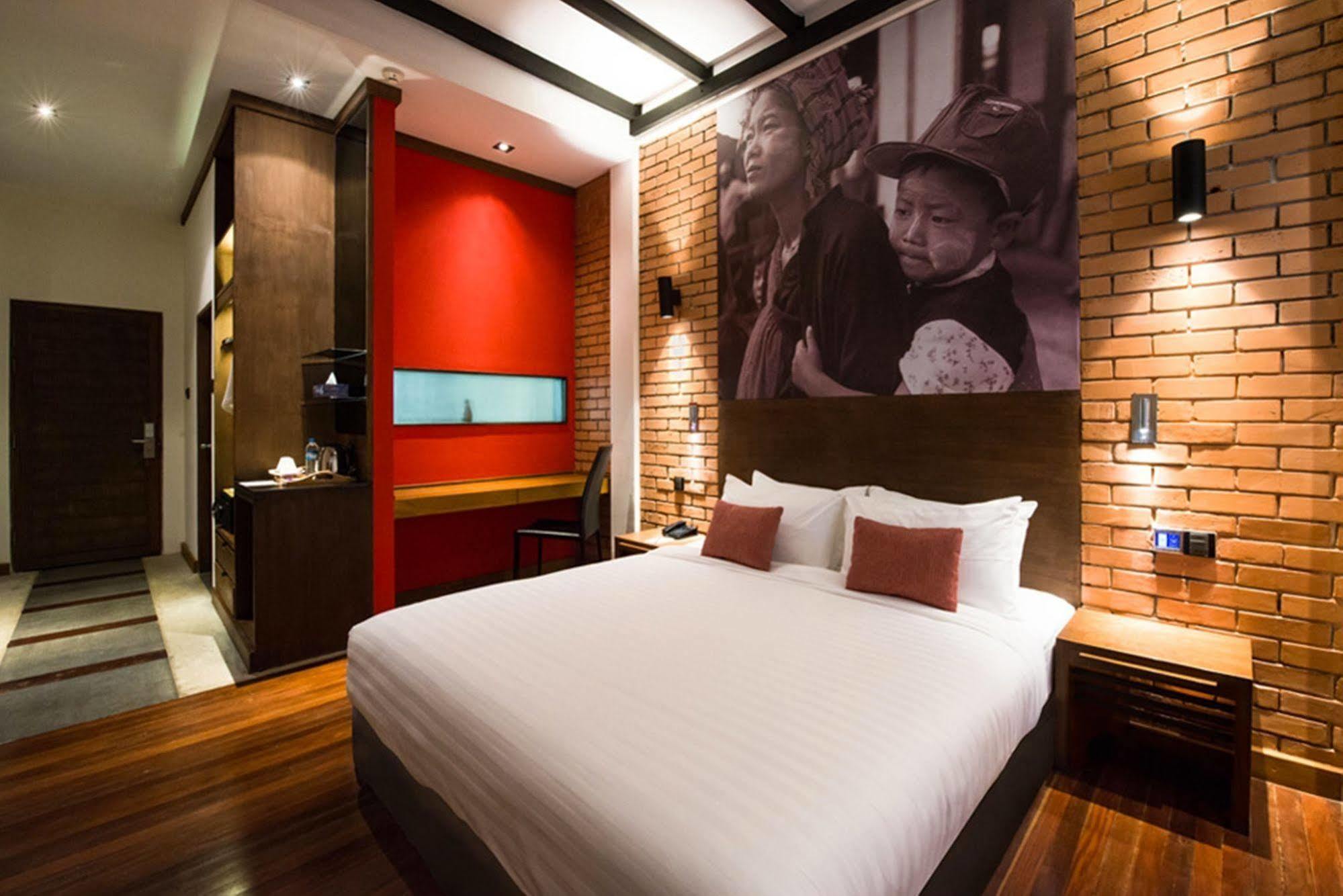 The Loft Hotel Downtown Yangon Ngoại thất bức ảnh