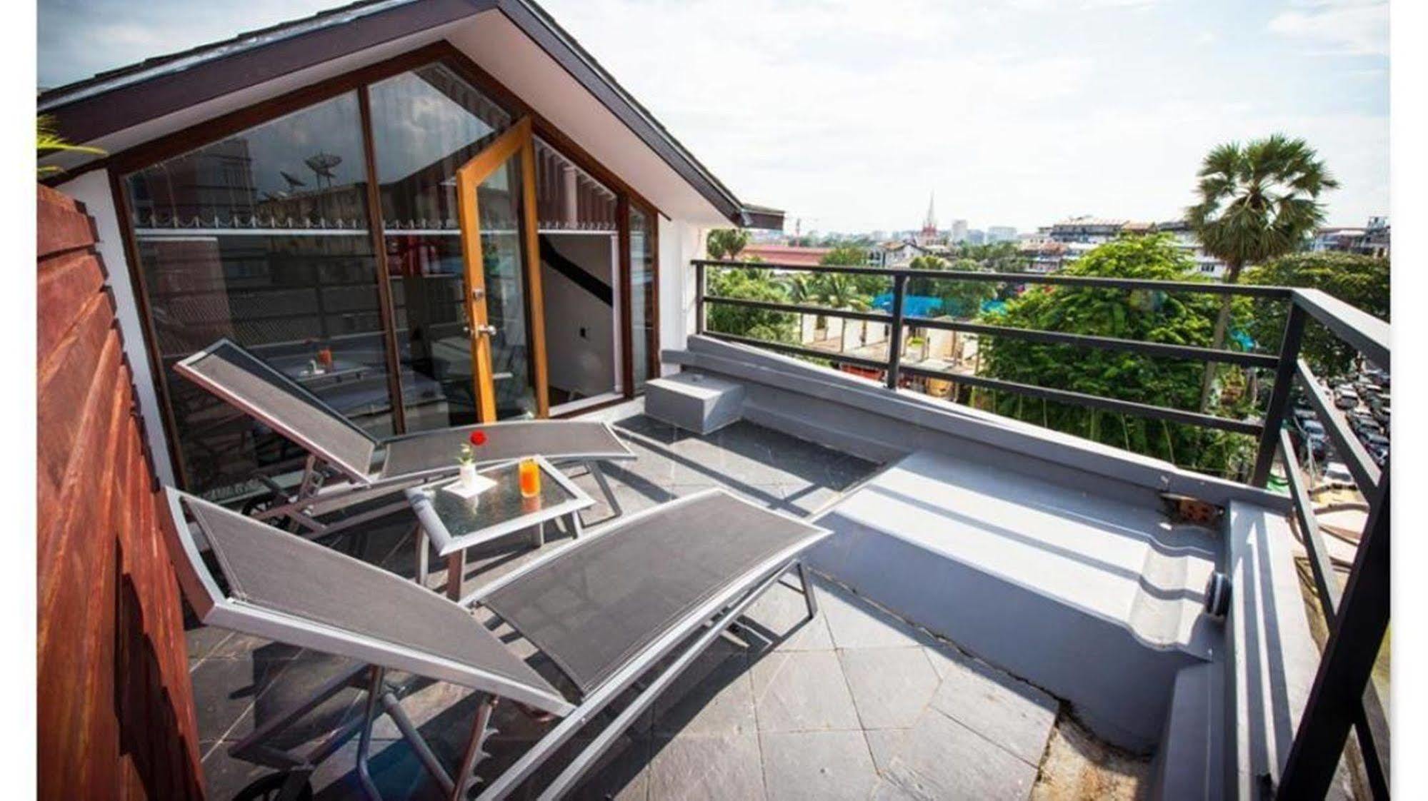 The Loft Hotel Downtown Yangon Ngoại thất bức ảnh